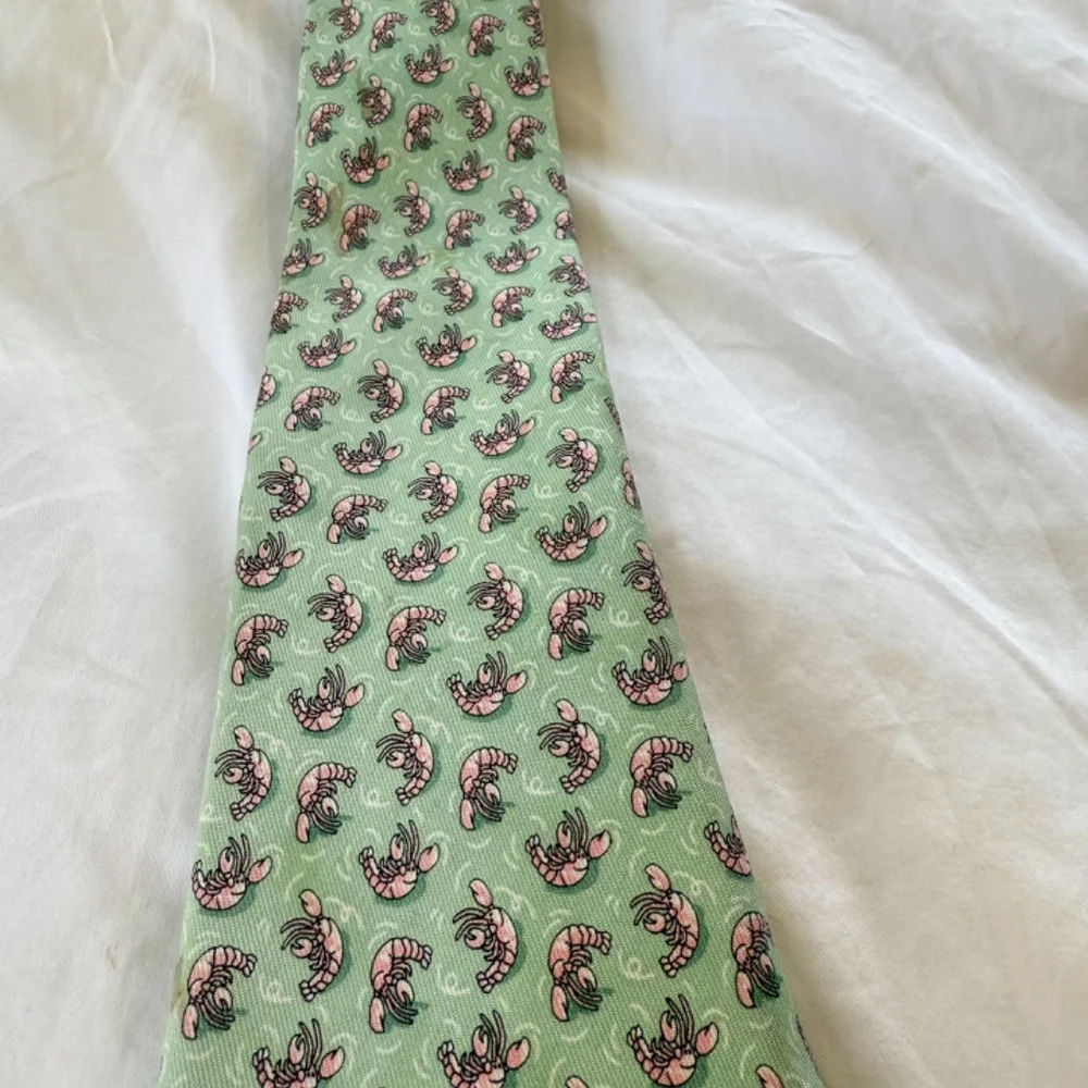 Boys Vineyard Vines Silk Tie - Green with Pink Shrimp
